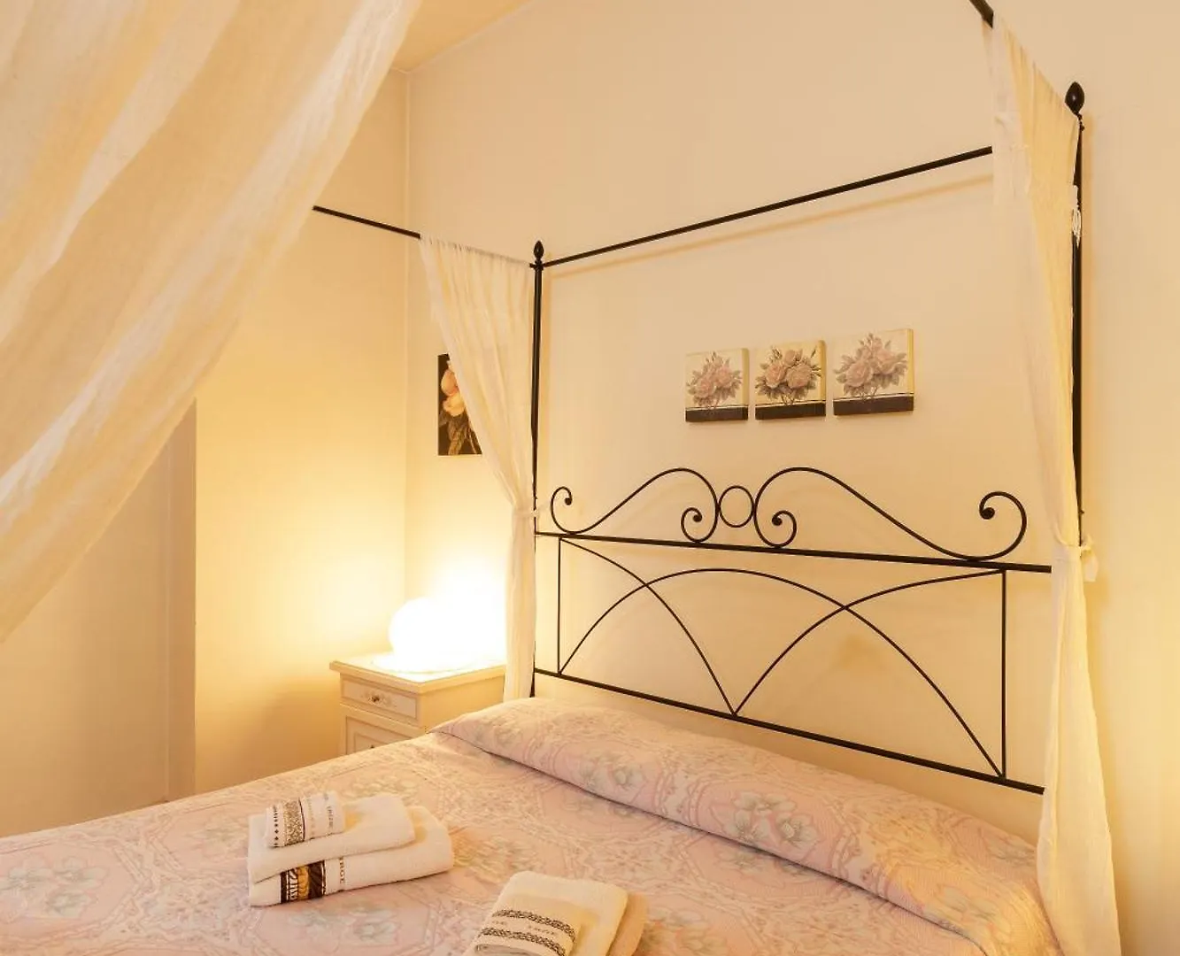 La Castellana Apartment Bergamo 0*,